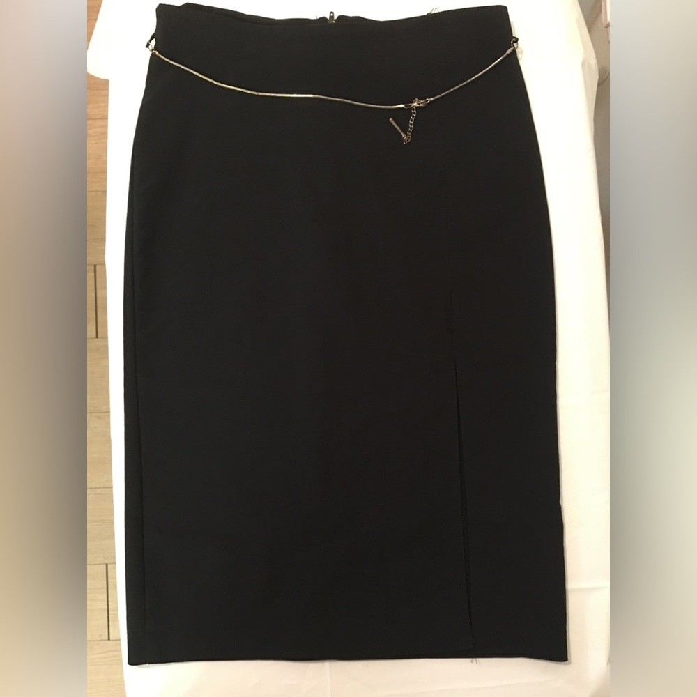 Pencil skirt with slit